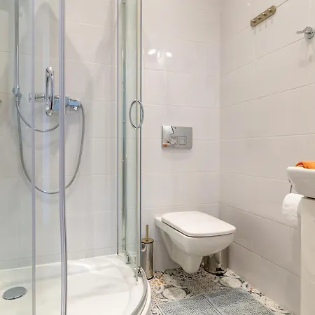 Velvet, Feel-good, Just Steps From The Main Square Krasków